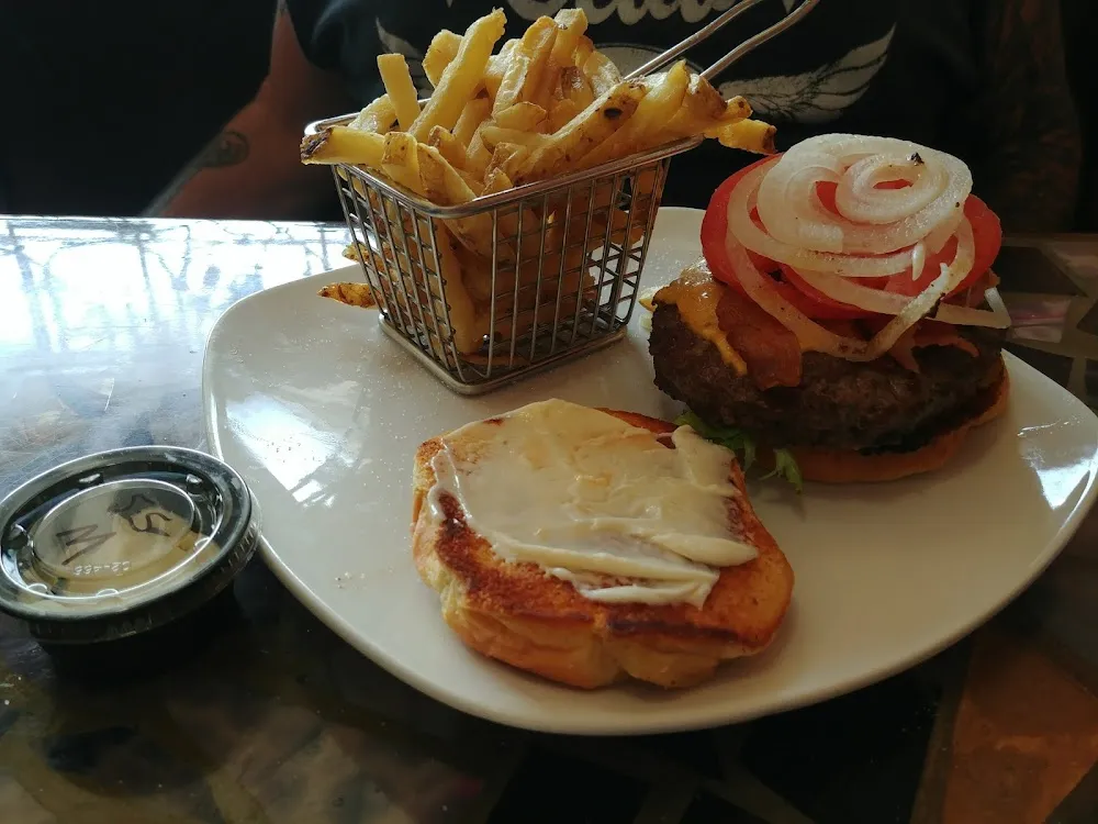 Burger with Handcut Fries